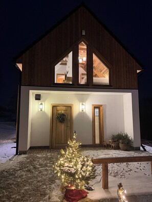 Exterior - Izera Potok Part of an ensemble of three identical vacation homes Izera House (Świeradów-Zdrój)