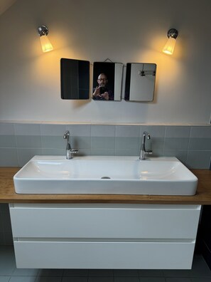 Nicht klassifiziertes Bild, 5 von 29, Schaltfläche