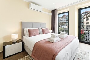 1 bedroom, iron/ironing board, Internet, bed sheets - GuestReady - Poveiros Flats (Porto)