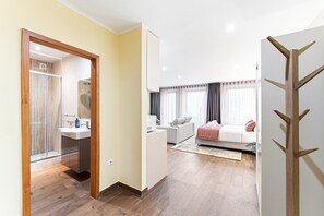 1 bedroom, iron/ironing board, Internet, bed sheets - GuestReady - Poveiros Flats (Porto)