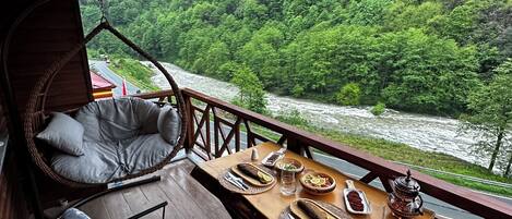 Suite, Balcony, Courtyard View | Terrace/patio