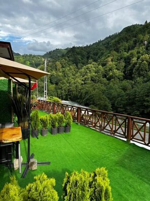 Property grounds - Ria Suit Bungalow (Camlihemsin)