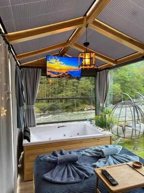 Suite, Balcony, Courtyard View | Soundproofing, iron/ironing board, free WiFi, wheelchair access - Ria Suit Bungalow (Camlihemsin)