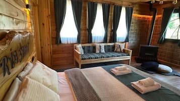 Sistema de insonorización, tabla de planchar con plancha, wifi gratis