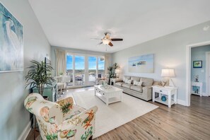 Smart TV - Coral Corner Getaway (Panama City Beach)