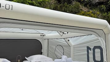 Tenda, vista montagna | Lenzuola