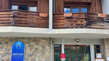 Bagian depan properti