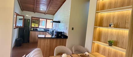 Apartment, 2 Bedrooms, Accessible, Smoking | Dining