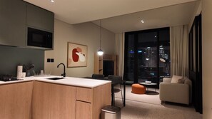 Interior - Stylish Upside 1Br Burj View by Simply Comfort (Dubai)