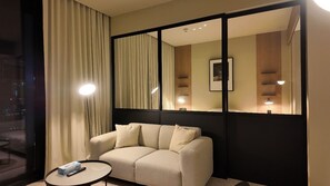 Interior - Stylish Upside 1Br Burj View by Simply Comfort (Dubai)
