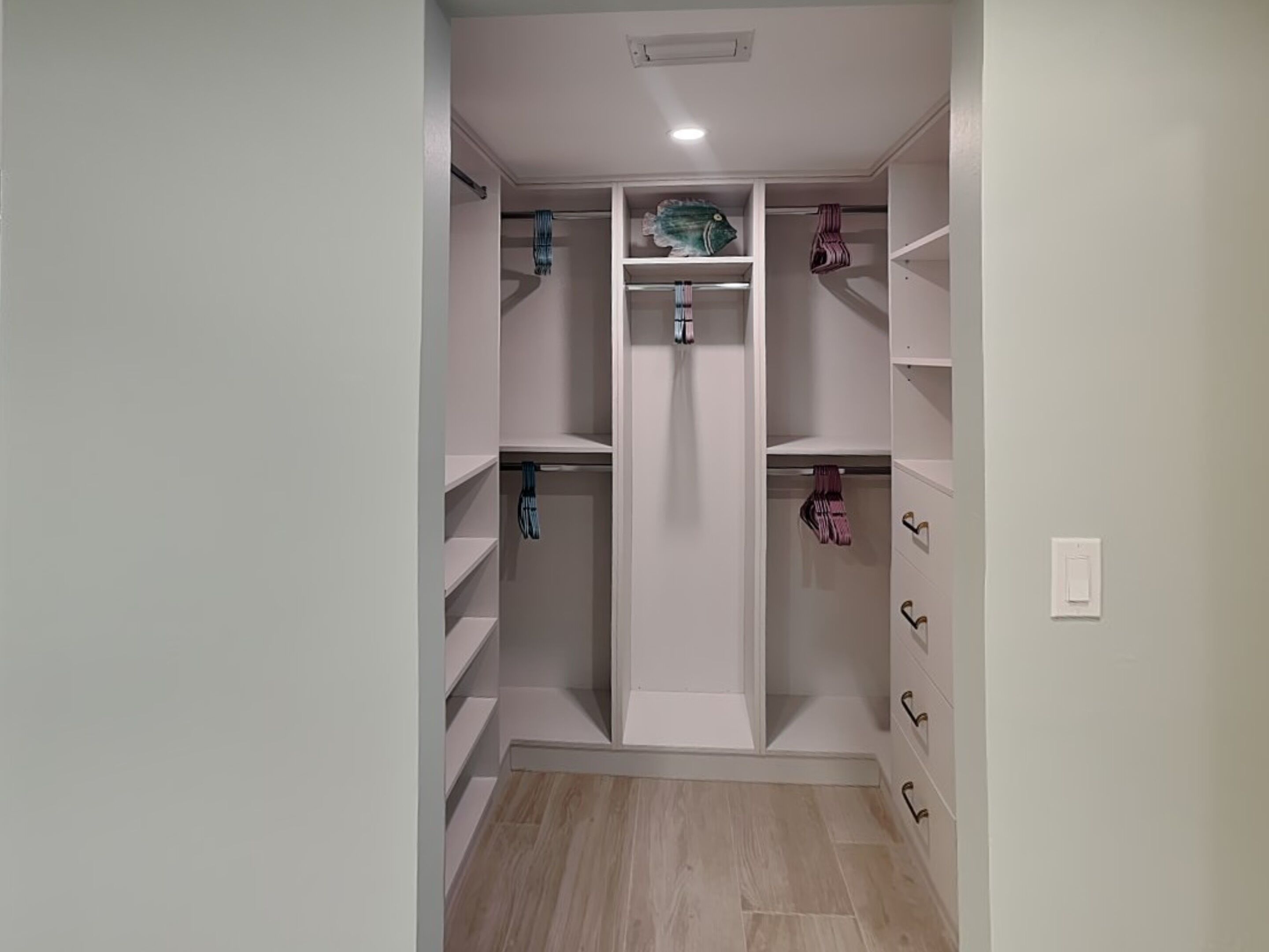 Condo (2 Bedrooms) | Property amenity