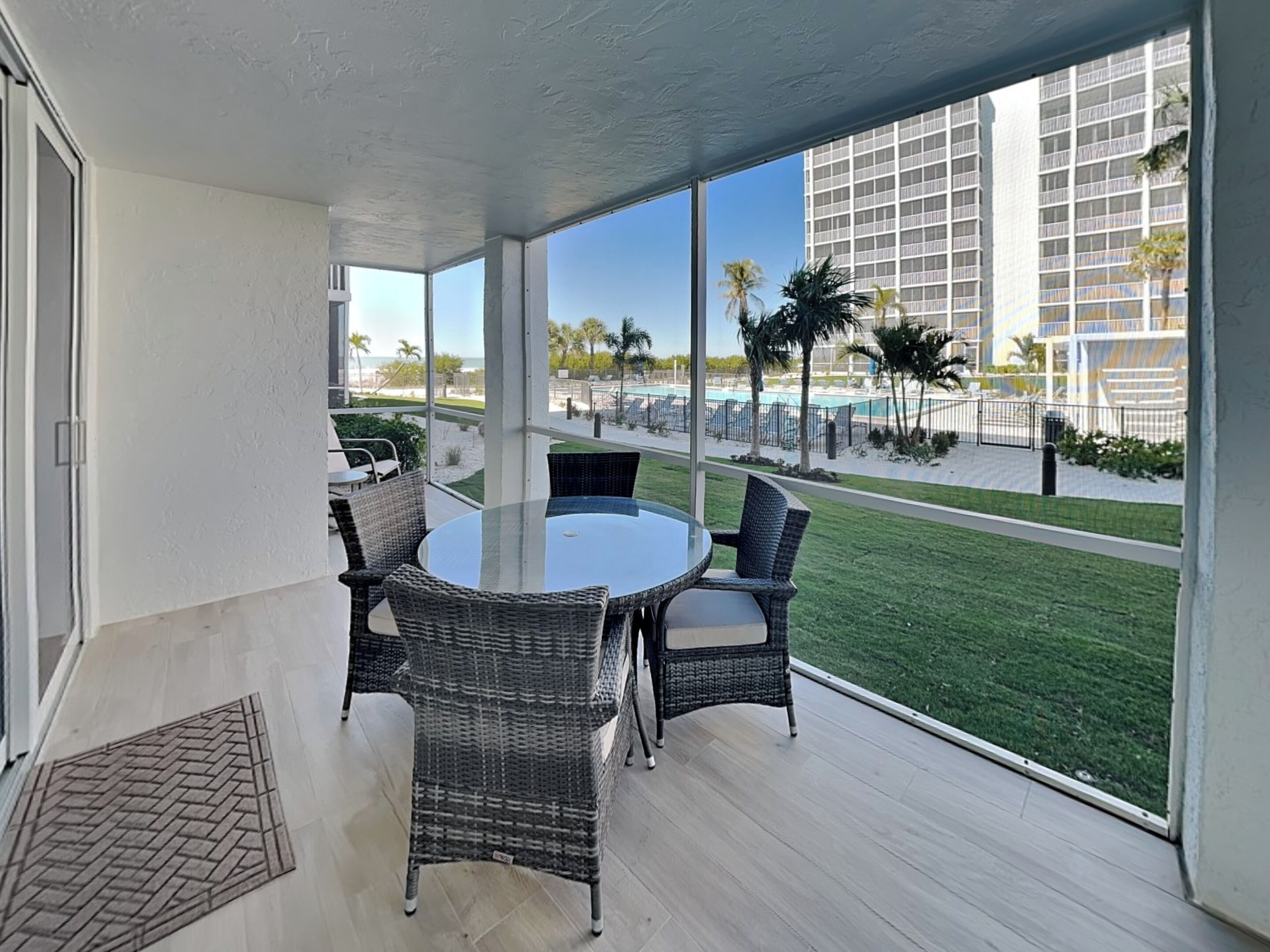 Condo (3 Bedrooms) | Depan hartanah