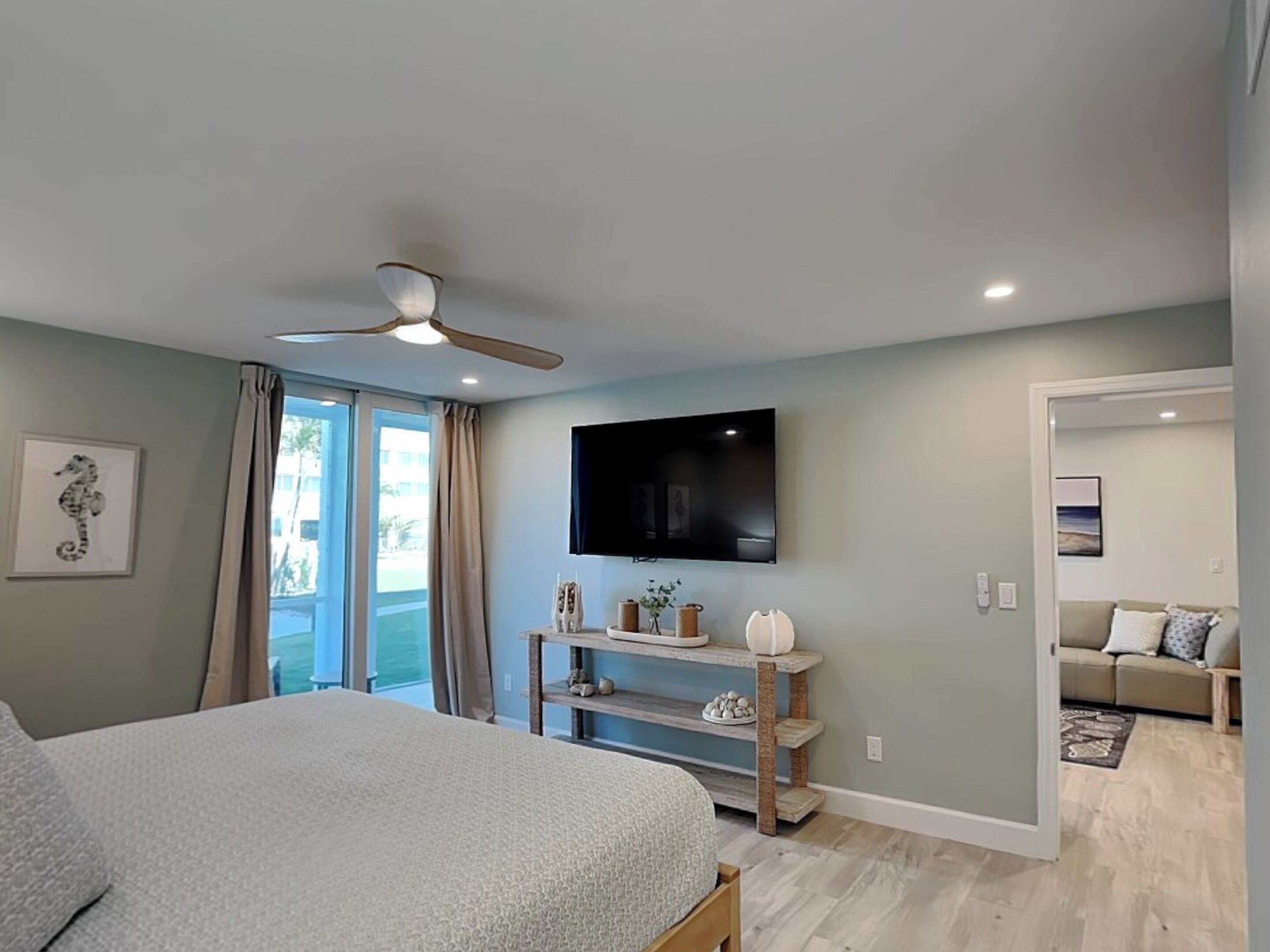 Condo (3 Bedrooms) | Property amenity