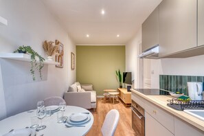 Interior - Le Zola – Oullins – 10 min à pied métro B – Wi-Fi inclus (Oullins-Pierre-Bénite)