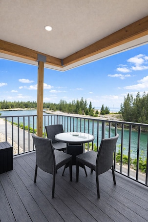 Signature Suite, 3 Bedrooms, Kitchen, Canal View | Terrace/patio. Xquisite Suites
