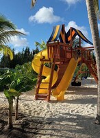 Children's play area - outdoor