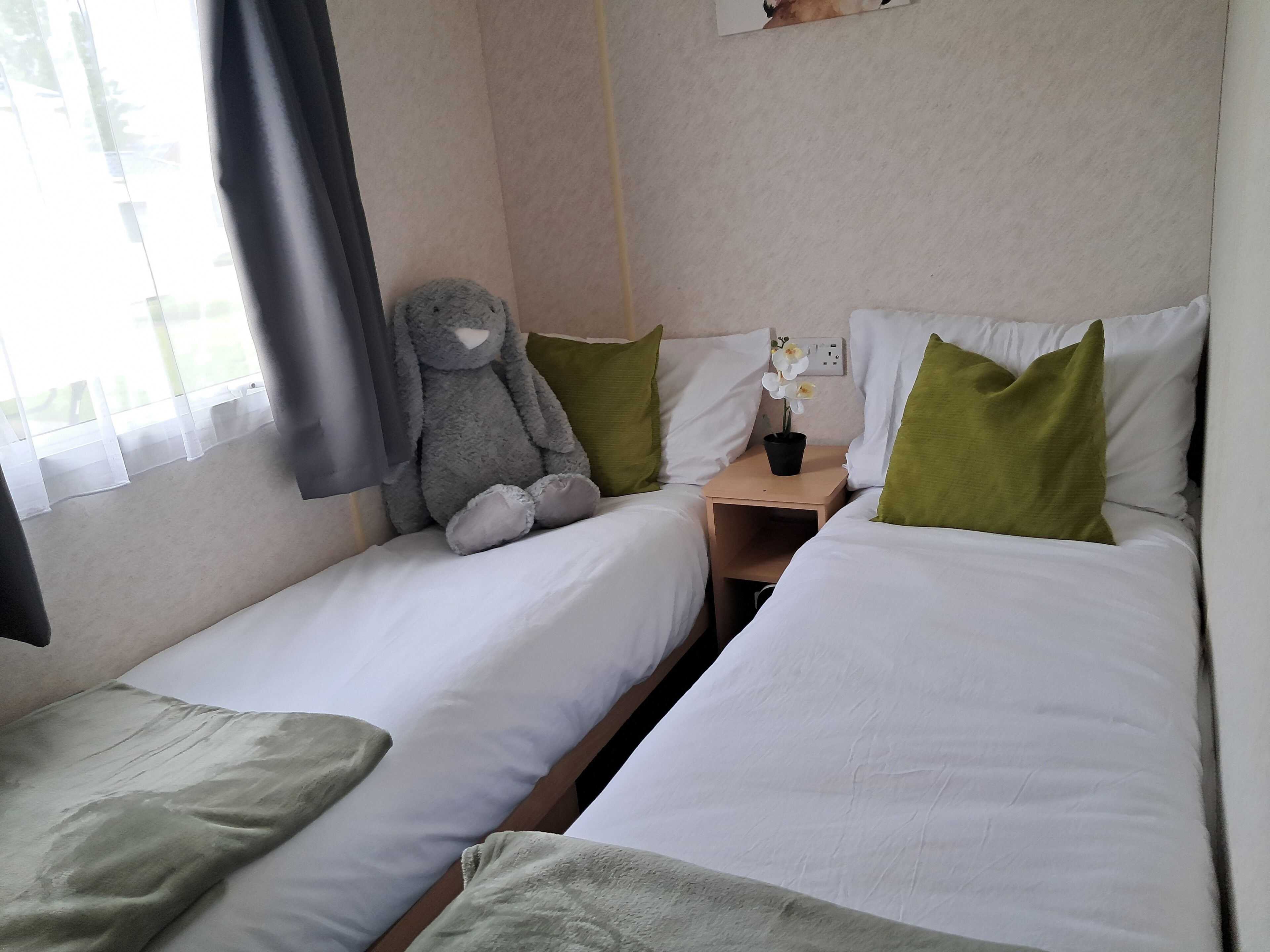 2 bedrooms, WiFi, bed sheets