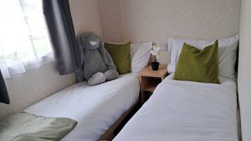 2 bedrooms, WiFi, bed sheets