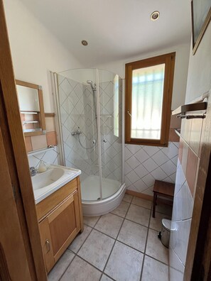 Dusche, Haartrockner, Seife