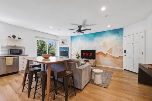 2BD Coastal Stay Fletcher Cove Solana Beach Apt
