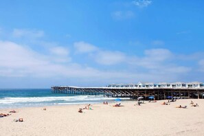 Beach nearby - PB Apartment Right by the Beach with Parking!! (San Diego)