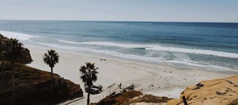 Minimalist, High End Design - Solana Surf Loft