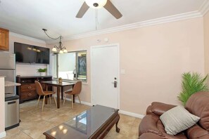 TV, offices - PB Getaway Less Than Block to Beach Home (San Diego)