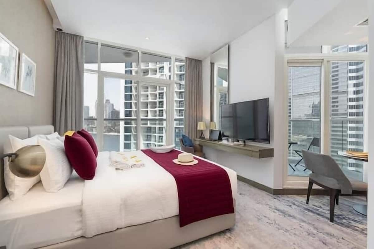 奢华开间, 阳台, 运河景观 | 熨斗/熨衣板、婴儿床、免费 WiFi、床单