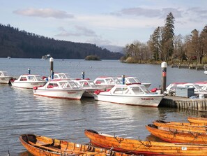 Marina - Waters Edge Lodge (Windermere)