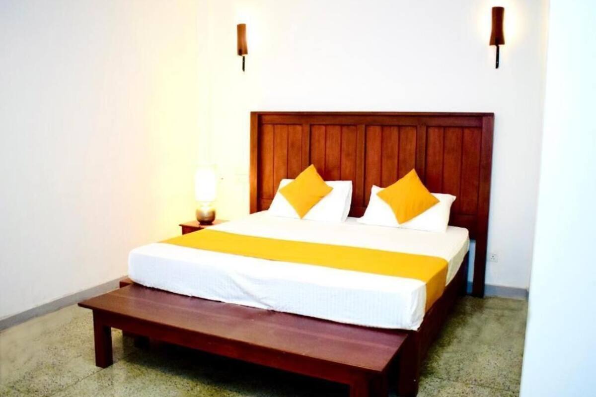 Economy Double or Twin Room, Balcony