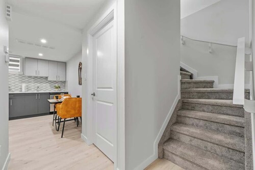 Simple and Stylish 1BR Basement Suite Near U of A