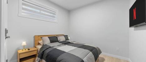 1 chambre, fer et planche à repasser, Wi-Fi, literie fournie