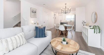 Modern 3BR Home with Parking Near Airport & QEII