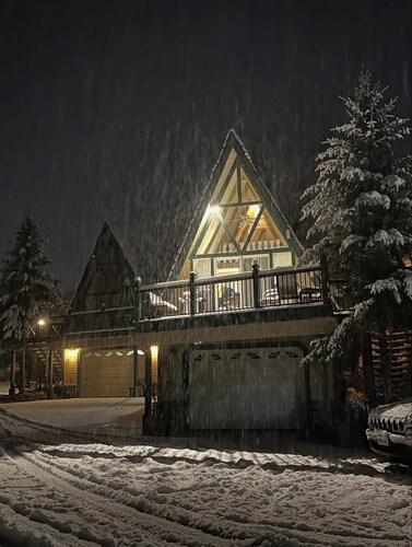 Private slip and cozy lakeside retreat.