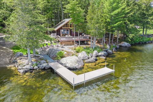 Lake Front on Beech Hill Pond, 2 Kayaks, Canoe, Paddle Board Provided