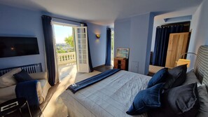 Fer et planche à repasser, Wi-Fi, draps fournis