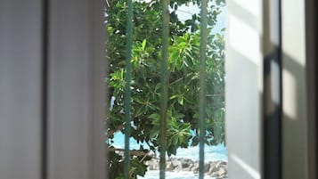 Interni