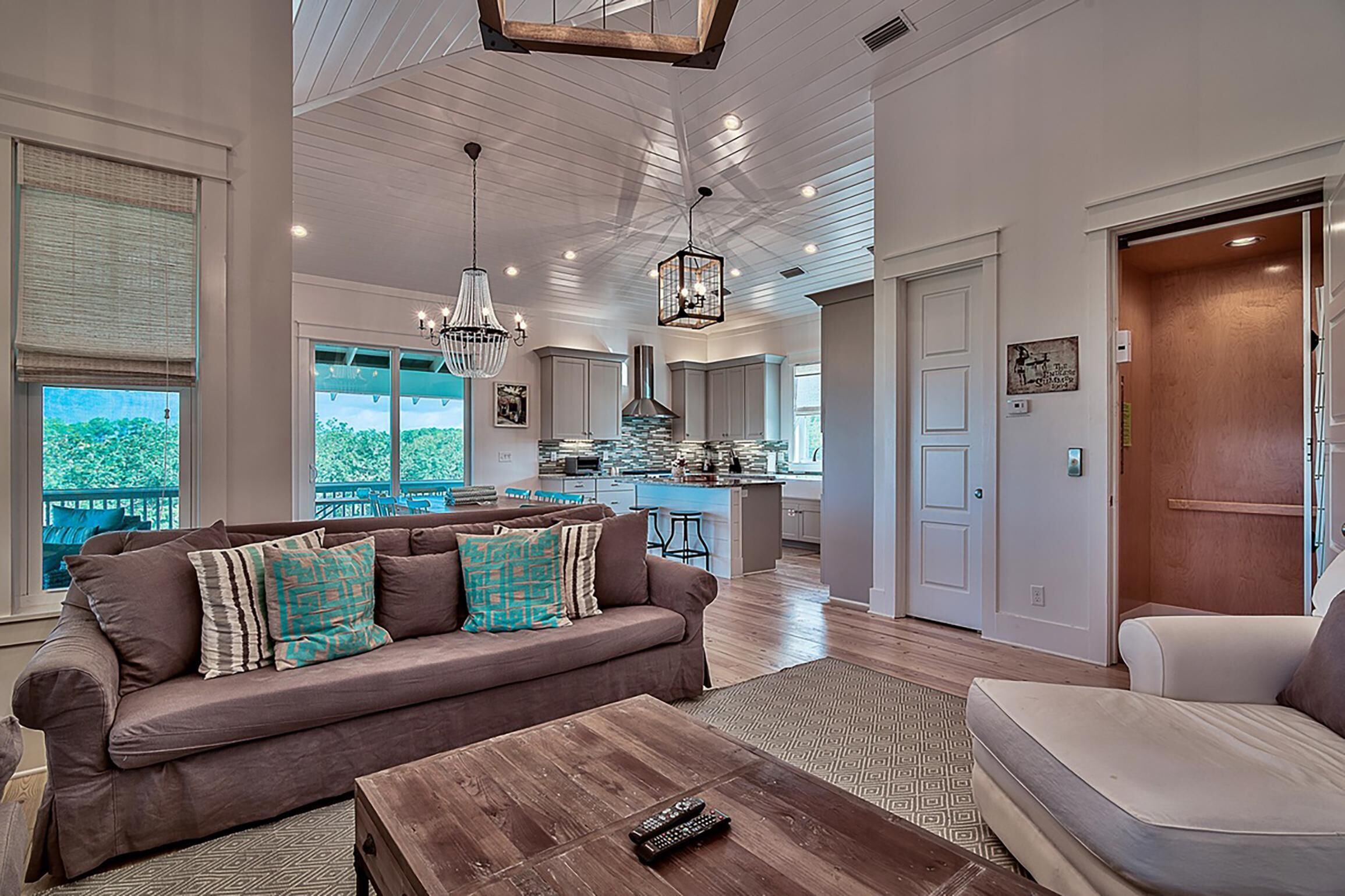 House, Multiple Beds (Sea Glass on 30A) | Living area