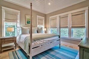 House, Multiple Beds (Sea Glass on 30A) - Sea Glass on 30A (Santa Rosa Beach)
