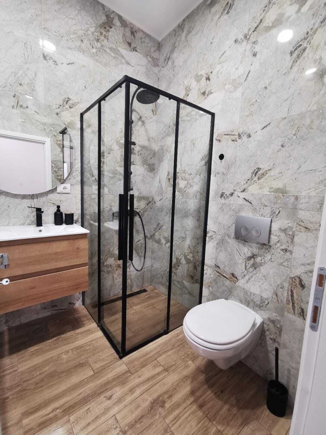 Shower, towels, soap, shampoo