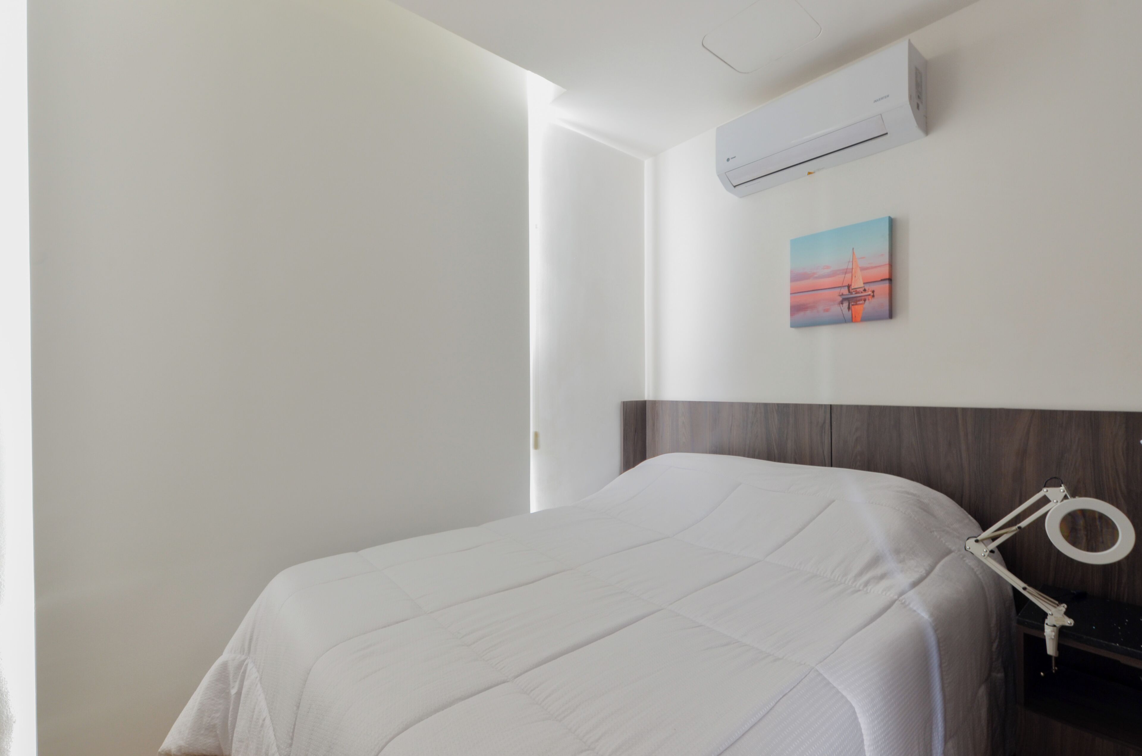 Family Suite, City View | Laptop workspace, iron/ironing board, WiFi (free), bed sheets