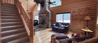 5 bedroom cabin in lovely Verndale on River