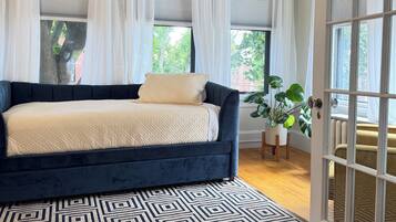 Suite, vista a la ciudad | Interior