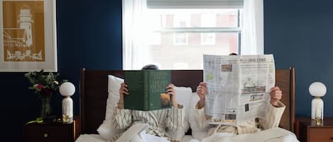 Suite, City View | Iron/ironing board, WiFi (free)