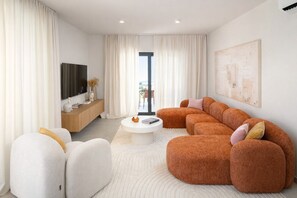TV, fireplace - Designer Beach Villa Limes - Pool, Spa & Games (Funtana)