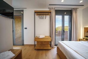 Deluxe Villa | Egyptian cotton sheets, premium bedding, pillowtop beds, in-room safe - EAST VILLA by CYAMES (Gavalochori)