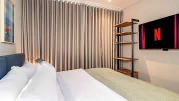Desk, iron/ironing board, travel cot, WiFi