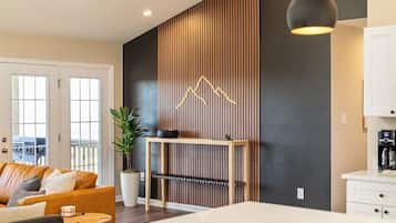 Smart TV, fireplace, offices