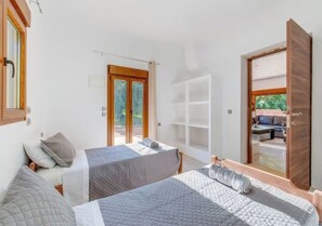 2 bedrooms, desk, iron/ironing board, free WiFi - 
Casa Terra Verde,Discover a warm and welcoming heaven, a second home. (Lefkimmi)