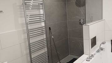 Boblebadekar, hårtørrer, håndklæder, Sæbe